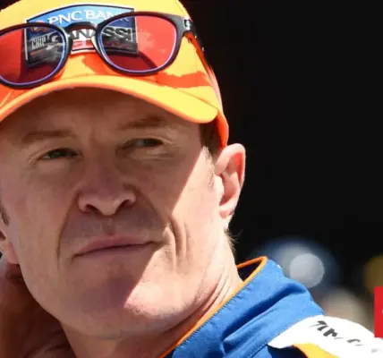 Kiwi motor racing legend set to switch teams
