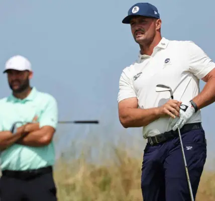 Golf: Debutant Jackson Suber leads British Open with stunning 65 - RNZ