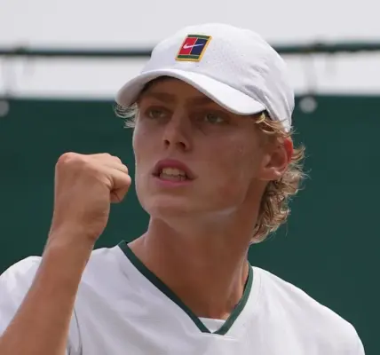 Hewitt on cusp of breaking 15-year Aussie drought after latest sizzling Wimbledon display - Fox Sports