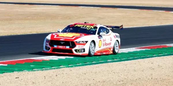 Brown delivers champion's response in Ipswich thriller