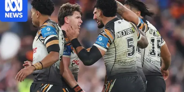 ‘Upset of the year’: Tigers stun first-place Roosters and shake up finals in last-minute ‘miracle’ - Fox Sports